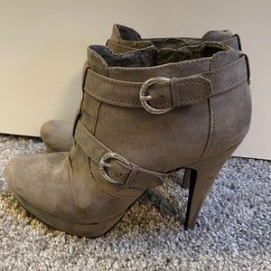 Guess Gray Faux Suede High Heel Booties - Size 10